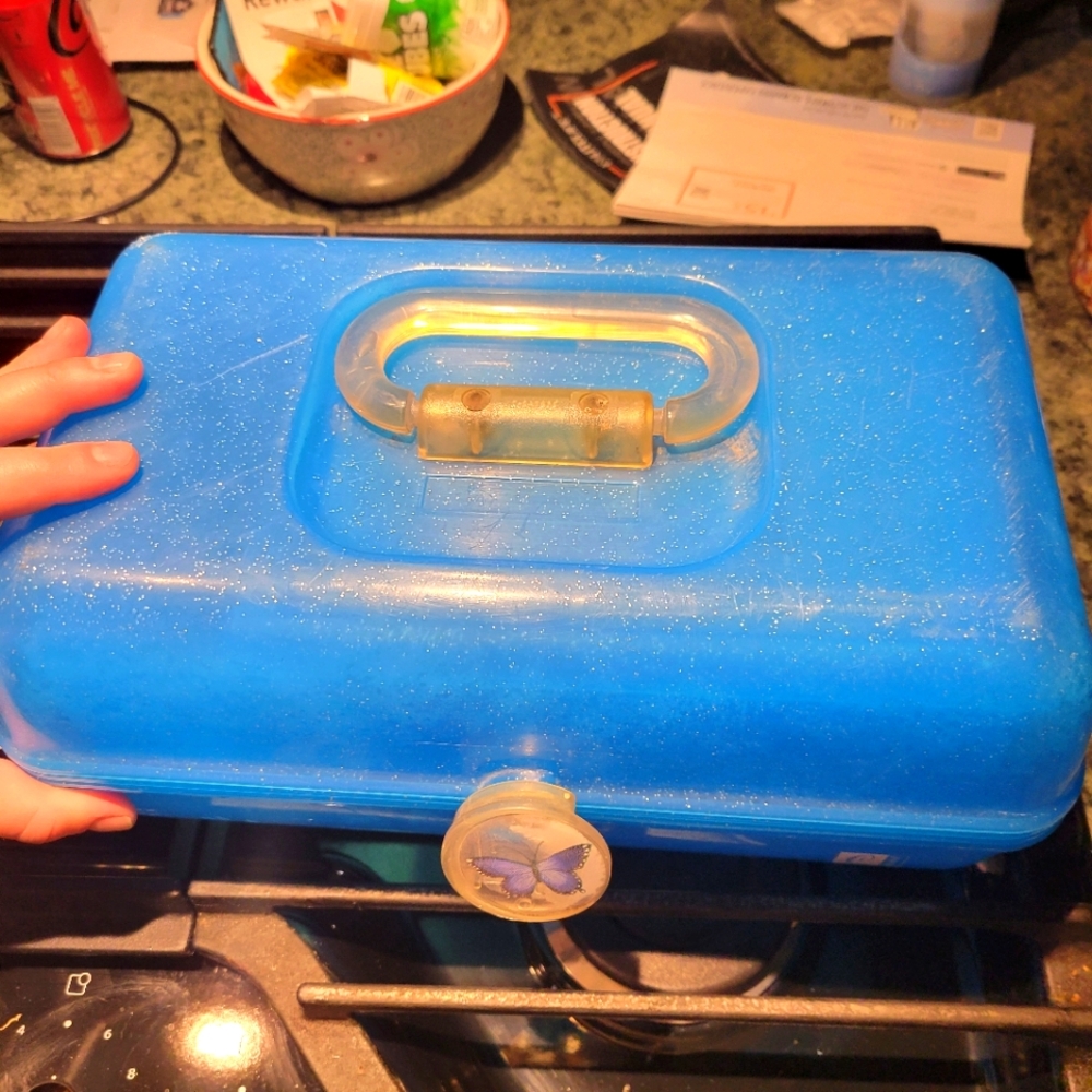 Large Blue jelly Caboodle case, vintage 1990's. Style #2622